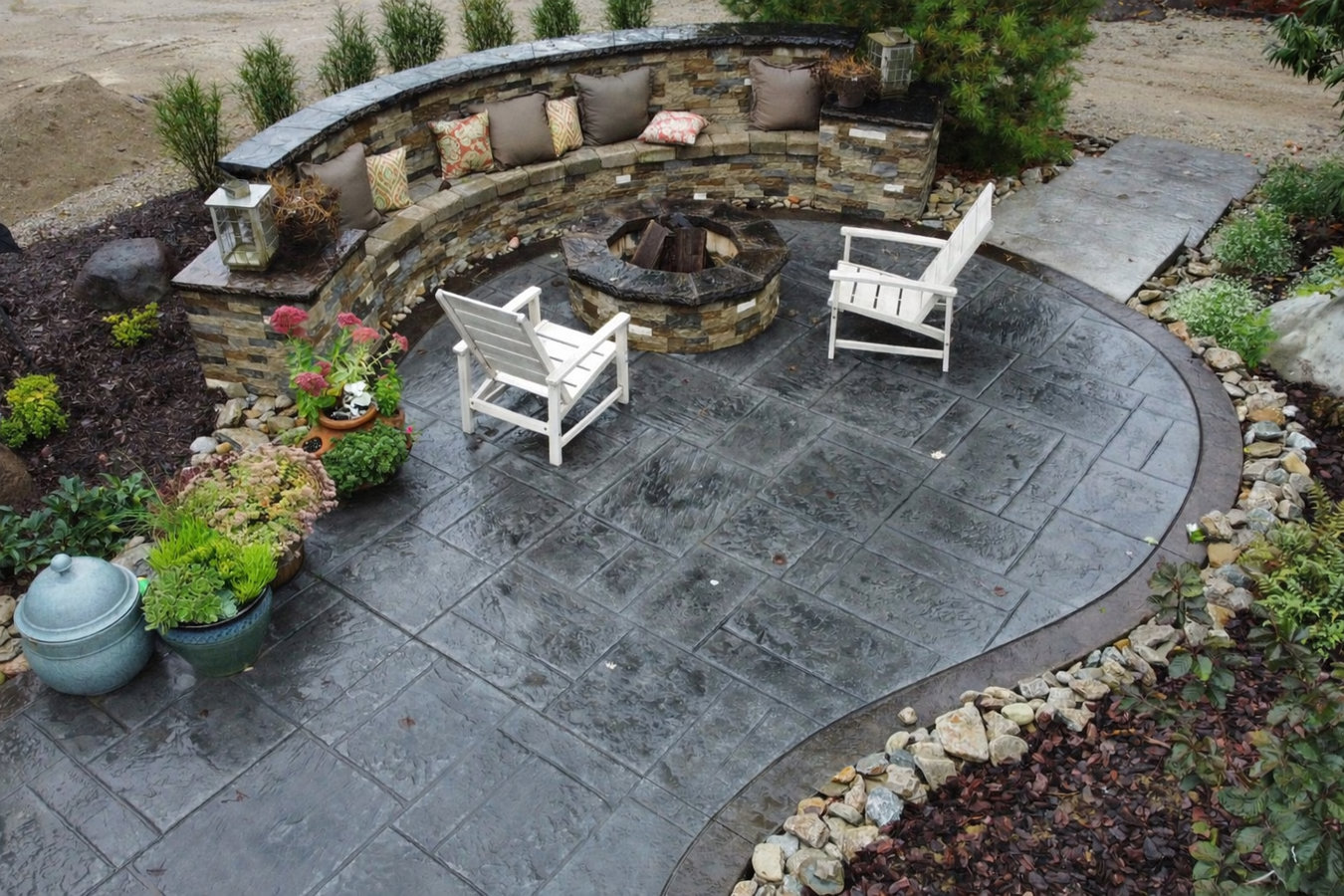 Concrete patio construction in Pomona, CA