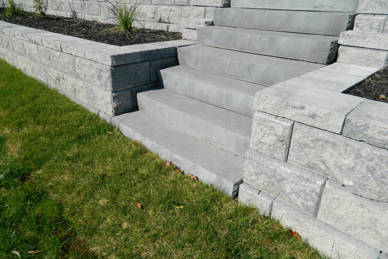 Concrete steps construction in Pomona, CA